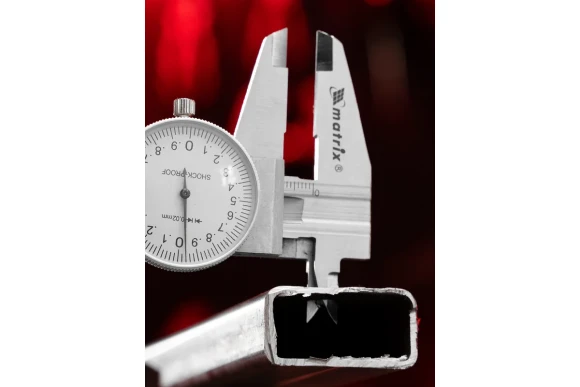 Штангенциркуль стрелочный 150мм Matrix Штангенциркуль стрелочный 150мм Matrix