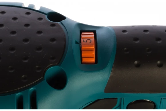 Виброшлифмашина MAKITA BO3711 ,190Вт,400-11000о/мин,93х185мм Виброшлифмашина MAKITA BO3711 ,190Вт,400-11000о/мин,93х185мм