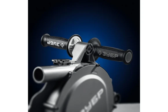 Штроборез ЗУБР ЗШ-П65-2700 ПСТК, 2700Вт, 230мм, 6600об/мин, паз 4,3-40мм, глубина 65мм, в кейсе Штроборез ЗУБР ЗШ-П65-2700 ПСТК, 2700Вт, 230мм, 6600об/мин, паз 4,3-40мм, глубина 65мм, в кейсе