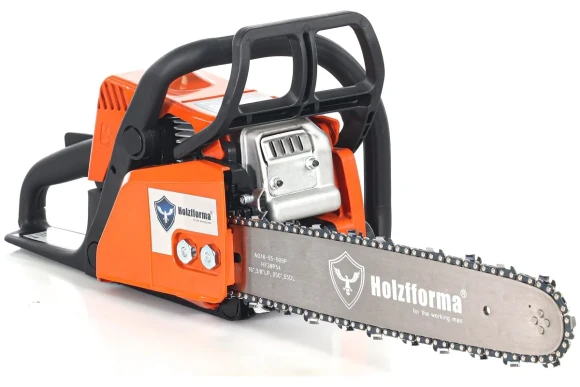 Бензопила Holzfforma G255, 2300Вт/3л.с, 45.4см?, 470мл, шина 40см, 3/8, 1.3, 55 звеньев Бензопила Holzfforma G255, 2300Вт/3л.с, 45.4см?, 470мл, шина 40см, 3/8, 1.3, 55 звеньев