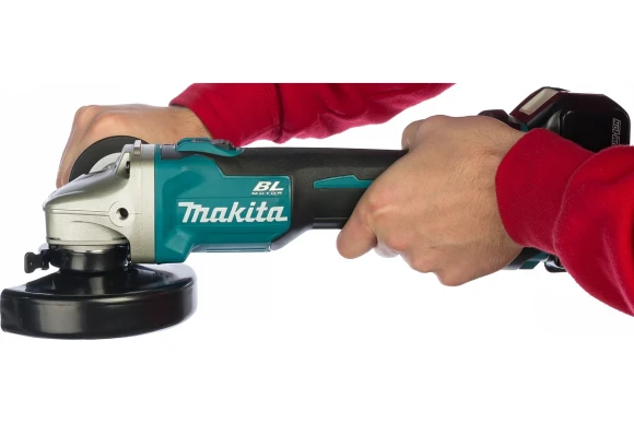 Шлифмашина углов. аккумулят,MAKITA, DGA504RF ,125*22мм,18В Li-ion-1*3Ач,8500о/мин,кейс Шлифмашина углов. аккумулят,MAKITA, DGA504RF ,125*22мм,18В Li-ion-1*3Ач,8500о/мин,кейс