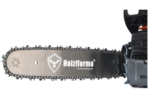 Бензопила Holzfforma G366, 3400Вт/4.6л.с, 59см?, 685мл, шина 45см, 3/8, 1.6, 66 звеньев Бензопила Holzfforma G366, 3400Вт/4.6л.с, 59см?, 685мл, шина 45см, 3/8, 1.6, 66 звеньев