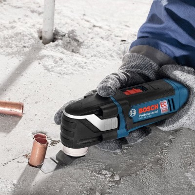 Реноватор(МФИ) BOSCH GOP 30-28, 300Вт, 20000кол/мин, 1 насадка, в коробке Реноватор(МФИ) BOSCH GOP 30-28, 300Вт, 20000кол/мин, 1 насадка, в коробке