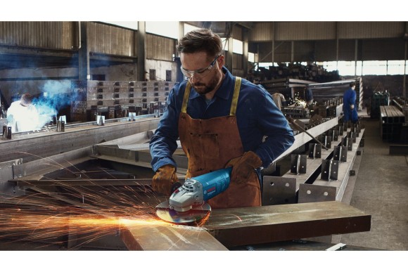 Шлифмашина углов. BOSCH GWS2200  RSP 2200W,230мм,6500о/мин, (плавный пуск) Шлифмашина углов. BOSCH GWS2200  RSP 2200W,230мм,6500о/мин, (плавный пуск)