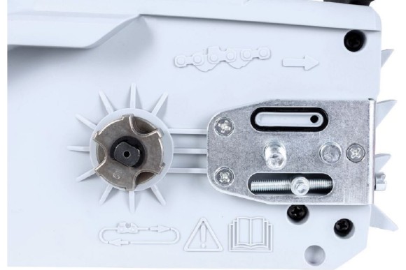 Электропила ЭП-2418, 2400Вт,шина-450мм,цепь 3/8" 1,3 62вз Ресанта Электропила ЭП-2418, 2400Вт,шина-450мм,цепь 3/8" 1,3 62вз Ресанта