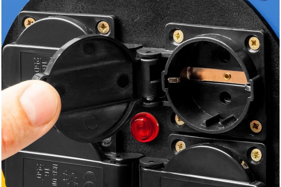 Удлинитель КГ 325 50м на катушк 4 роз.4,0кВт(16А),КГ 3*2,5мм, ЗУБР