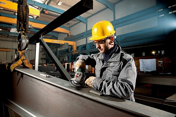 Шлифмашина углов. METABO WEV 10-125 Quick,1000Вт,2800-10500о/м,125*22,2мм,коробка Шлифмашина углов. METABO WEV 10-125 Quick,1000Вт,2800-10500о/м,125*22,2мм,коробка