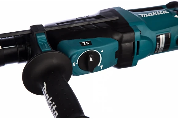 Перфоратор MAKITA HR2631FT, 800Вт, 2.7Дж, SDS+, 26мм, 0-1200об/мин, +патрон, в кейсе Перфоратор MAKITA HR2631FT, 800Вт, 2.7Дж, SDS+, 26мм, 0-1200об/мин, +патрон, в кейсе