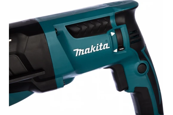 Перфоратор MAKITA HR2631FT, 800Вт, 2.7Дж, SDS+, 26мм, 0-1200об/мин, +патрон, в кейсе Перфоратор MAKITA HR2631FT, 800Вт, 2.7Дж, SDS+, 26мм, 0-1200об/мин, +патрон, в кейсе