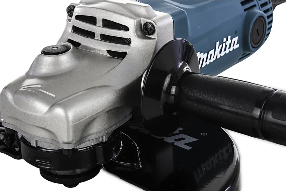 Шлифмашина угловая MAKITA GA9050, 2000Вт, 230мм, 6600об/мин, в коробке Шлифмашина угловая MAKITA GA9050, 2000Вт, 230мм, 6600об/мин, в коробке