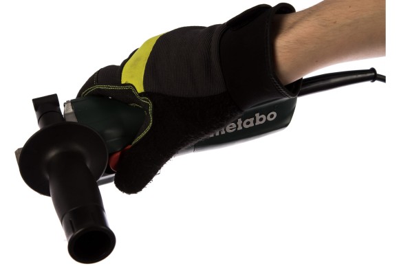 Прямая шлифмашина METABO GE 710 Compact,710Вт,13000-34000о/мин,цанга 6мм,коробка Прямая шлифмашина METABO GE 710 Compact,710Вт,13000-34000о/мин,цанга 6мм,коробка