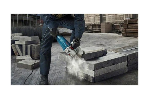 Шлифмашина углов. BOSCH  GWS 24-230, 2400W,230мм Шлифмашина углов. BOSCH  GWS 24-230, 2400W,230мм