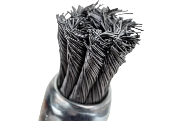 Щётка-крацовка кистевая со шпилькой 25мм, витая стальная проволока, РемоКолор Щётка-крацовка кистевая со шпилькой 25мм, витая стальная проволока, РемоКолор