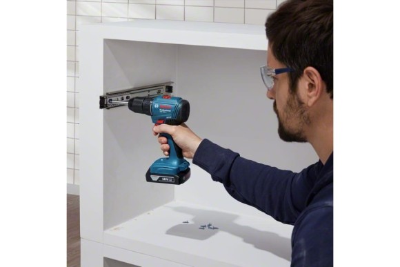 Шуруповёрт, аккум BOSCH GSR 185 Li, 50Н/м,2*2,0А/ч Li-ion.кейс