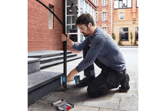 Шуруповёрт, аккум BOSCH GSR 185 Li, 50Н/м,2*2,0А/ч Li-ion.кейс