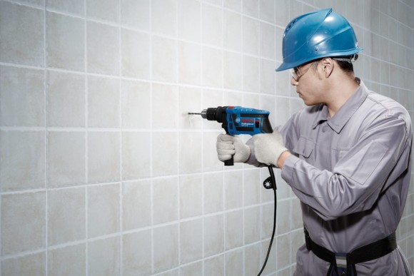 Дрель ударная BOSCH GSB 13 RE (ЗВП 13мм) 600Вт,0-2800 о/м,набор св.кейс Дрель ударная BOSCH GSB 13 RE (ЗВП 13мм) 600Вт,0-2800 о/м,набор св.кейс