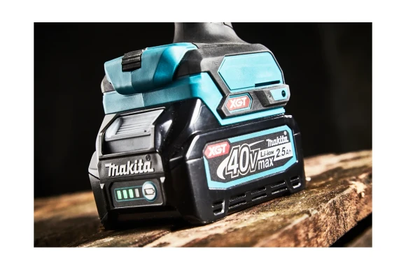 Шуруповёрт(BL) аккум. MAKITA, DF001GZ, 40В,1шт 4А/ч, 140Н*м, 2600об/мин,в коробке Шуруповёрт(BL) аккум. MAKITA, DF001GZ, 40В,1шт 4А/ч, 140Н*м, 2600об/мин,в коробке