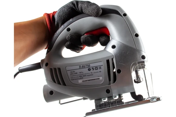 Лобзик электрич. Ресанта Л-80/750, 750Вт, 80/10мм, 500-3000ход/мин, в коробке Лобзик электрич. Ресанта Л-80/750, 750Вт, 80/10мм, 500-3000ход/мин, в коробке
