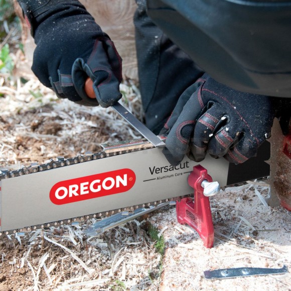 Заточный набор(в чехле) - напильник4,0 мм+обойма+шаблон+очистителль и т.д.."Oregon" Заточный набор(в чехле) - напильник4,0 мм+обойма+шаблон+очистителль и т.д.."Oregon"