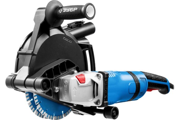 Штроборез ЗУБР ЗШ-П45-2100 ПВТК,2100Вт,180мм,8800о/мин,паз 4,3-32мм Штроборез ЗУБР ЗШ-П45-2100 ПВТК,2100Вт,180мм,8800о/мин,паз 4,3-32мм