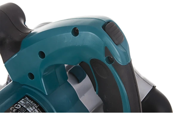 Пила дисковая погружная MAKITA SP 6000,1300Вт ,165*20мм, h-56/40мм,2200-6400о/мин Пила дисковая погружная MAKITA SP 6000,1300Вт ,165*20мм, h-56/40мм,2200-6400о/мин