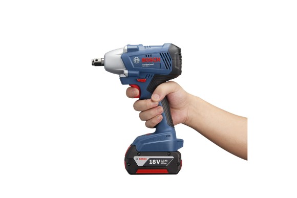Гайковерт аккумуляторный BOSCH GDS 250-LIi, 250Н/м,2*3,0А/ч Li-ion,0-2400о/мин,кейс Гайковерт аккумуляторный BOSCH GDS 250-LIi, 250Н/м,2*3,0А/ч Li-ion,0-2400о/мин,кейс
