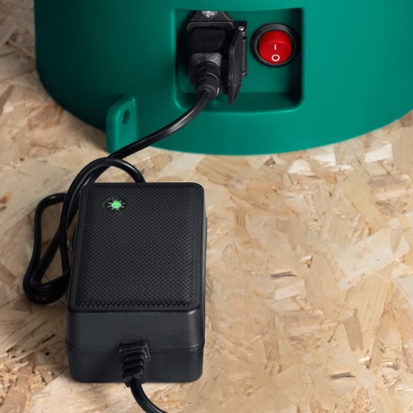 Опрыскиватель аккум. ЗУБР ОПС-5, 5л, шланг 1.7м, штанга 60см, 2.5кг Опрыскиватель аккум. ЗУБР ОПС-5, 5л, шланг 1.7м, штанга 60см, 2.5кг