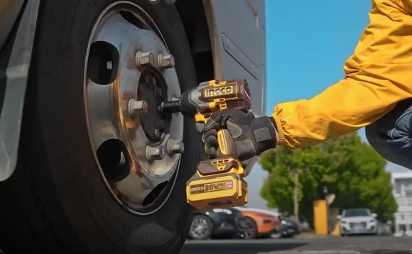 Гайковёрт(BL) аккум. INGCO CIWLI20851, 20В, 850Н*м, квадрат 1/2", АКБ 0-шт  в коробке