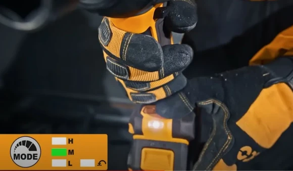 Гайковёрт(BL) аккум. INGCO CIWLI20851, 20В, 850Н*м, квадрат 1/2", АКБ 0-шт  в коробке