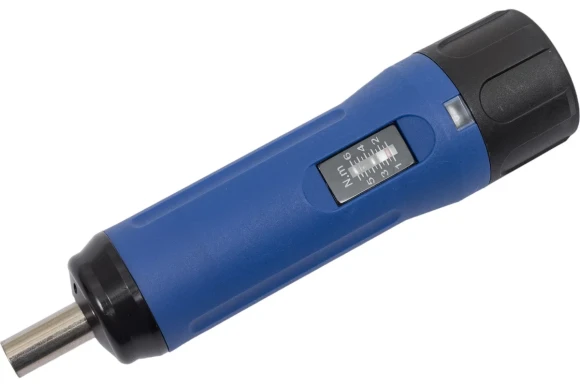 Отвертка динамометрическая со шкалой+биты 4пр  1-6Нм, ЗУБР 64015 