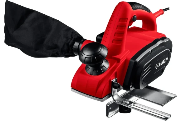 Рубанок электрический ЗУБР ЗР-750-82, 750Вт, 82мм, 0-2мм, 16000об/мин Рубанок электрический ЗУБР ЗР-750-82, 750Вт, 82мм, 0-2мм, 16000об/мин