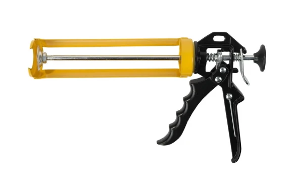 Пистолет для герметика,полузакрыт. 310 мл Professional STAYER 