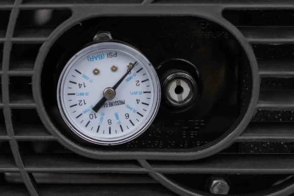 Пушка тепловая дизельная Air DH-36(36кВт,750м3/ч.,2,1л/ч,прям.нагрев,дисплей,манометр,дизель Verton