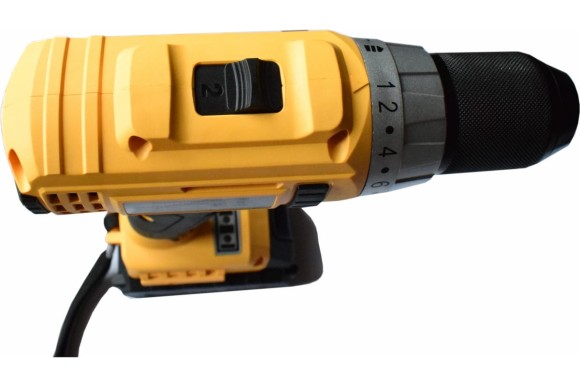 Шуруповёрт, аккум SKytools SK 7003, 60Н/м,2*4,0А/ч Li-ion..18В Кейс Шуруповёрт, аккум SKytools SK 7003, 60Н/м,2*4,0А/ч Li-ion..18В Кейс