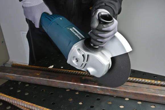 Шлифмашина угловая Hanskonner HAG22230B PLATINUM, 2200Вт, 230мм, 6500об/мин,коробка