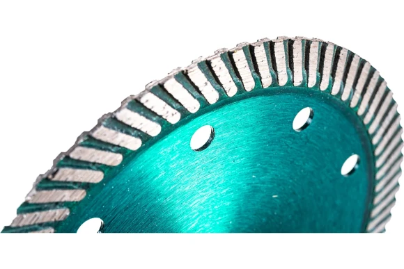 Диск алмазный по железобетону 125 х 22.2мм, сегмент. сухой/мокрый, TP172 Trio-Diamond Диск алмазный по железобетону 125 х 22.2мм, сегмент. сухой/мокрый, TP172 Trio-Diamond