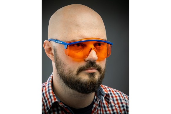 Очки защитные открытого типа, красный, Протон увеличенная линза Зубр Очки защитные открытого типа, красный, Протон увеличенная линза Зубр