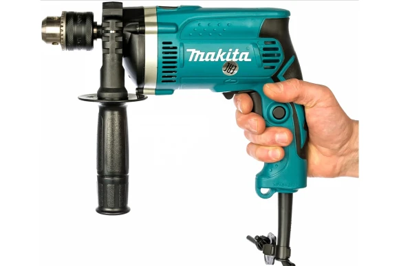 Дрель ударная, электрическая MAKITA HP1630K ,710В, 0-3200о/мин,13мм ЗВП+ кейс Дрель ударная, электрическая MAKITA HP1630K ,710В, 0-3200о/мин,13мм ЗВП+ кейс
