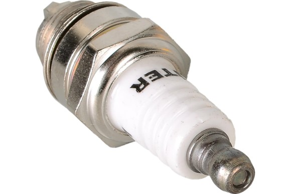 Свеча зажигания 2T L7T Huter