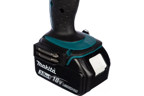Шуруповёрт аккум. MAKITA DDF451RFE 80Н/м,18В,3,0А/ч,2шт* Li-ion кейс Шуруповёрт аккум. MAKITA DDF451RFE 80Н/м,18В,3,0А/ч,2шт* Li-ion кейс