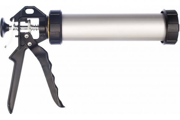 Пистолет для герметика универсальный закрытый алюминиевый корпус, серия Professional 310мл STAER  