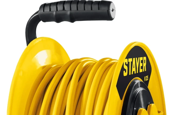 Удлинитель на катушке STAYER M 325, 4кВт, 220В, 4 розетки, ПВС 3х2.5мм?