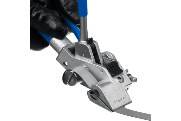 Инструмент для натяжения и резки стальной ленты ИНХ-20 ,ЗУБР Инструмент для натяжения и резки стальной ленты ИНХ-20 ,ЗУБР