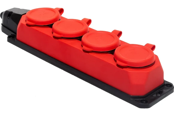 Колодка ЭРА K-4e-RED-IP44 каучуковая с заземлением 4 розетки 16A IP44 красная