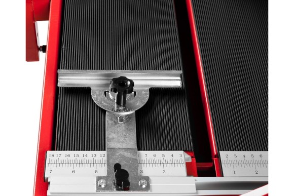 Плиткорез эл.ЗУБР ЭП-250-1200С "Мастер", 1200Вт, длина реза 1020 мм Плиткорез эл.ЗУБР ЭП-250-1200С "Мастер", 1200Вт, длина реза 1020 мм