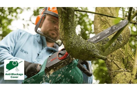 Пила цепная электрическая BOSCH Universal Chain 35 1800Вт,40см,Цепь 3/8-1,1-52зв Пила цепная электрическая BOSCH Universal Chain 35 1800Вт,40см,Цепь 3/8-1,1-52зв