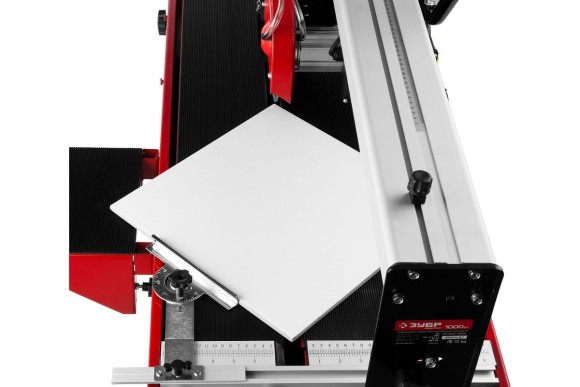 Плиткорез эл.ЗУБР ЭП-200-1000С "Мастер", 1000Вт, длина реза 920 мм Плиткорез эл.ЗУБР ЭП-200-1000С "Мастер", 1000Вт, длина реза 920 мм