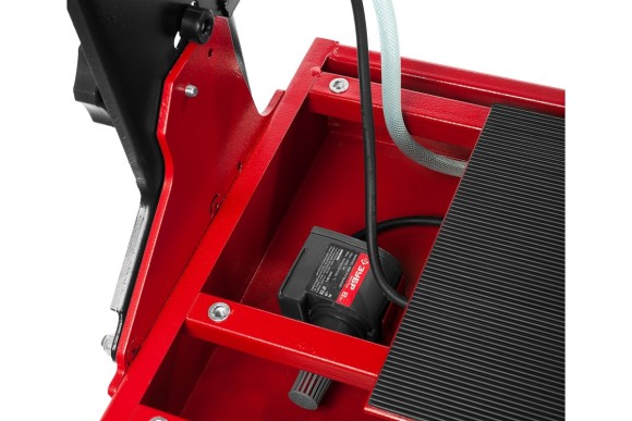 Плиткорез эл.ЗУБР ЭП-200-1000С "Мастер", 1000Вт, длина реза 920 мм Плиткорез эл.ЗУБР ЭП-200-1000С "Мастер", 1000Вт, длина реза 920 мм